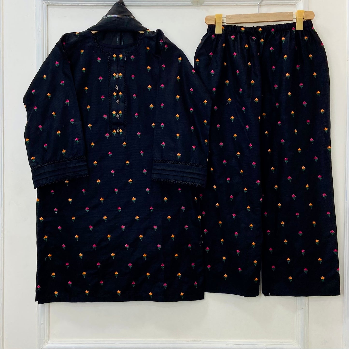 Tulip Embroidered Beauty 3PC (Premium Cotton) D-382