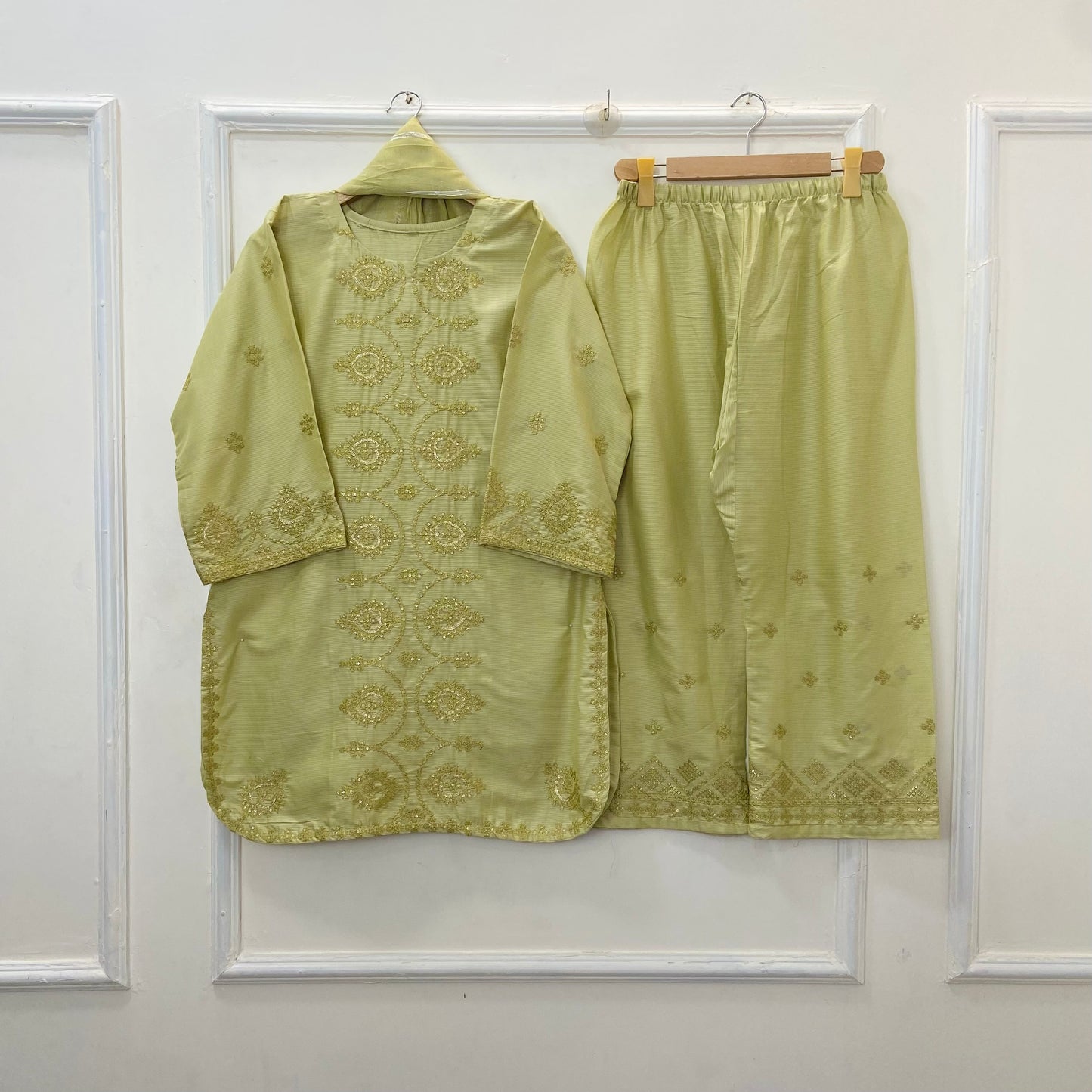 Embroidered 3PC (Premium Cotton) D-393