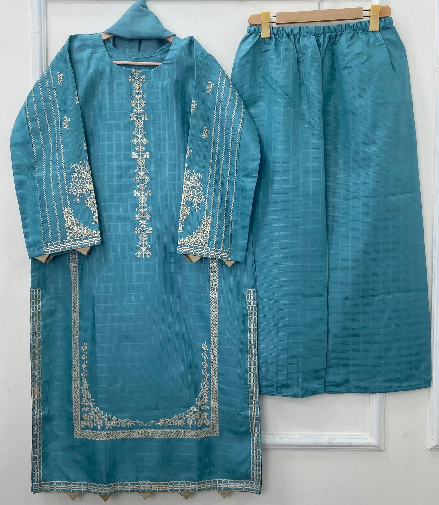 Eid Edit: Embroidered 3PC (Premium Cotton) D-456