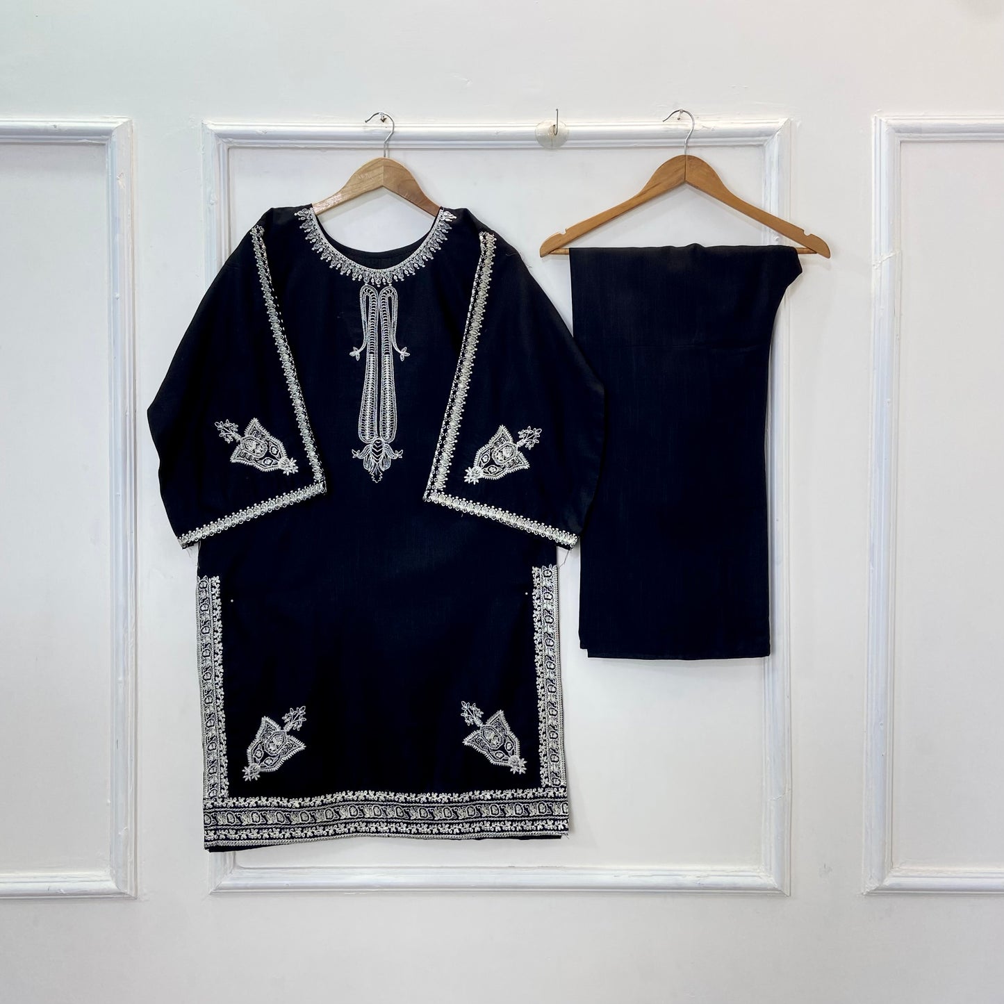 Front & Back Embroidered 2PC (Khaddar) D-320