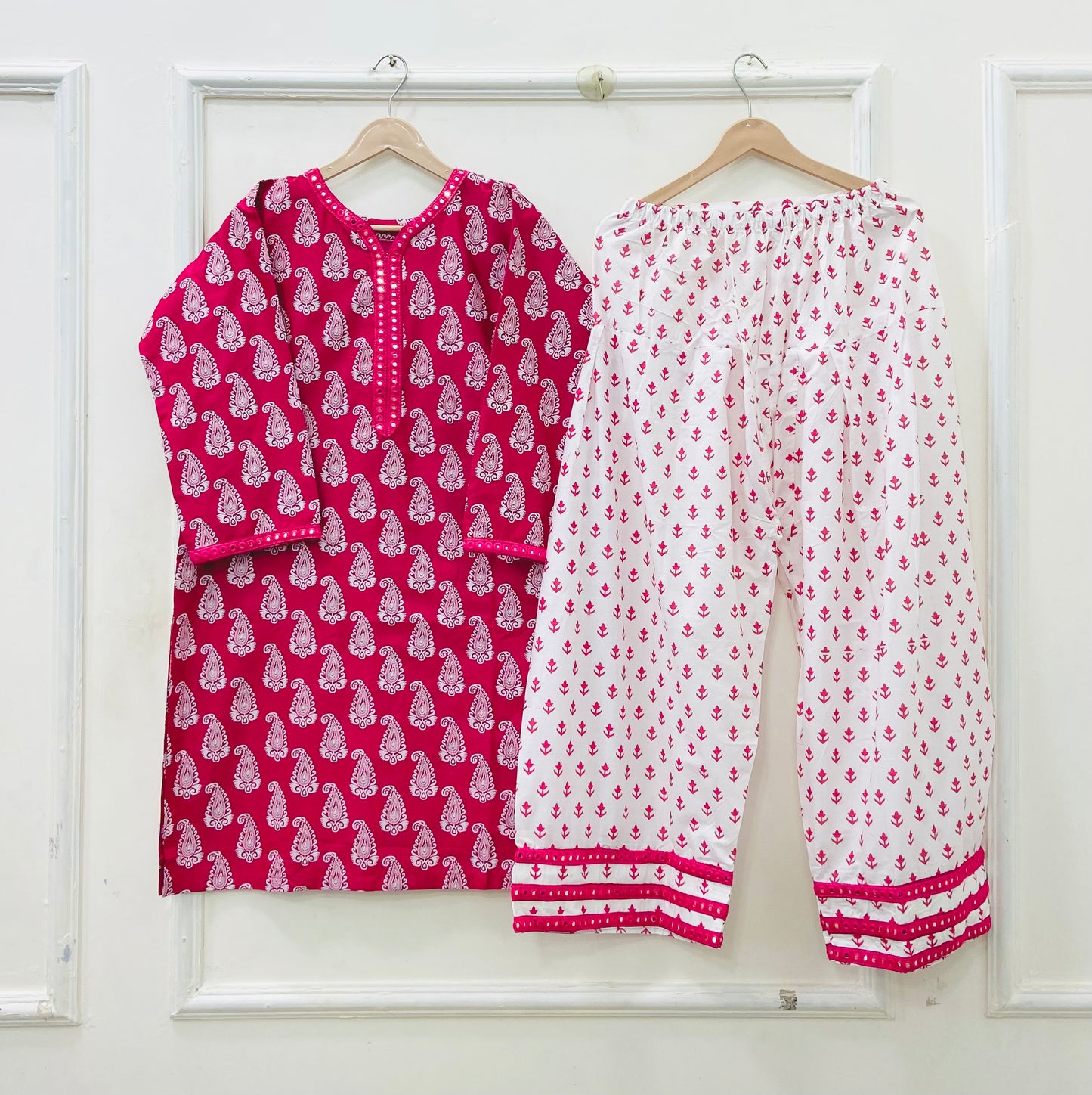 Laila Farshi | Cotton Lawn D-678