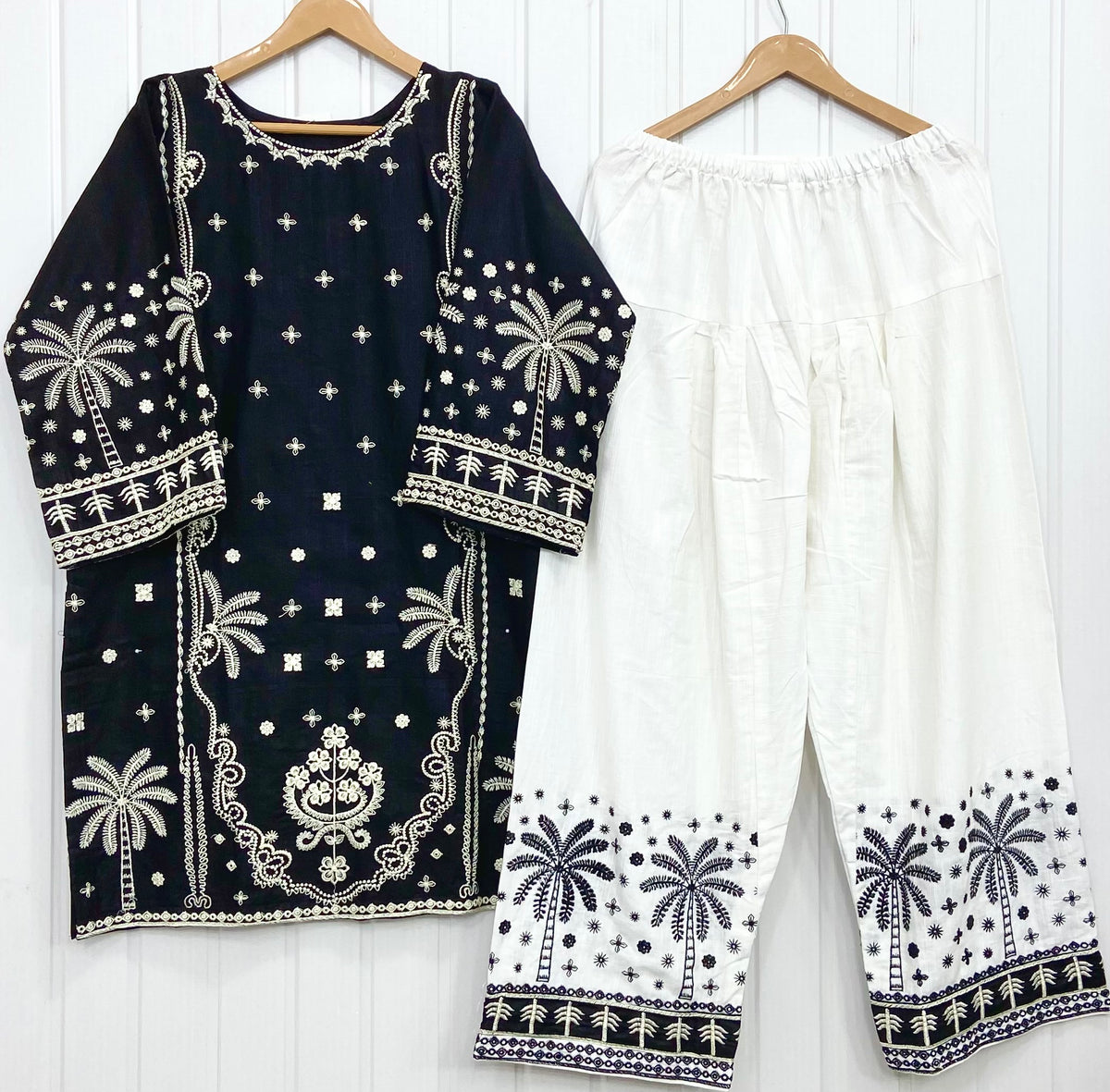 Article: D-1181 Khaddar 2piece