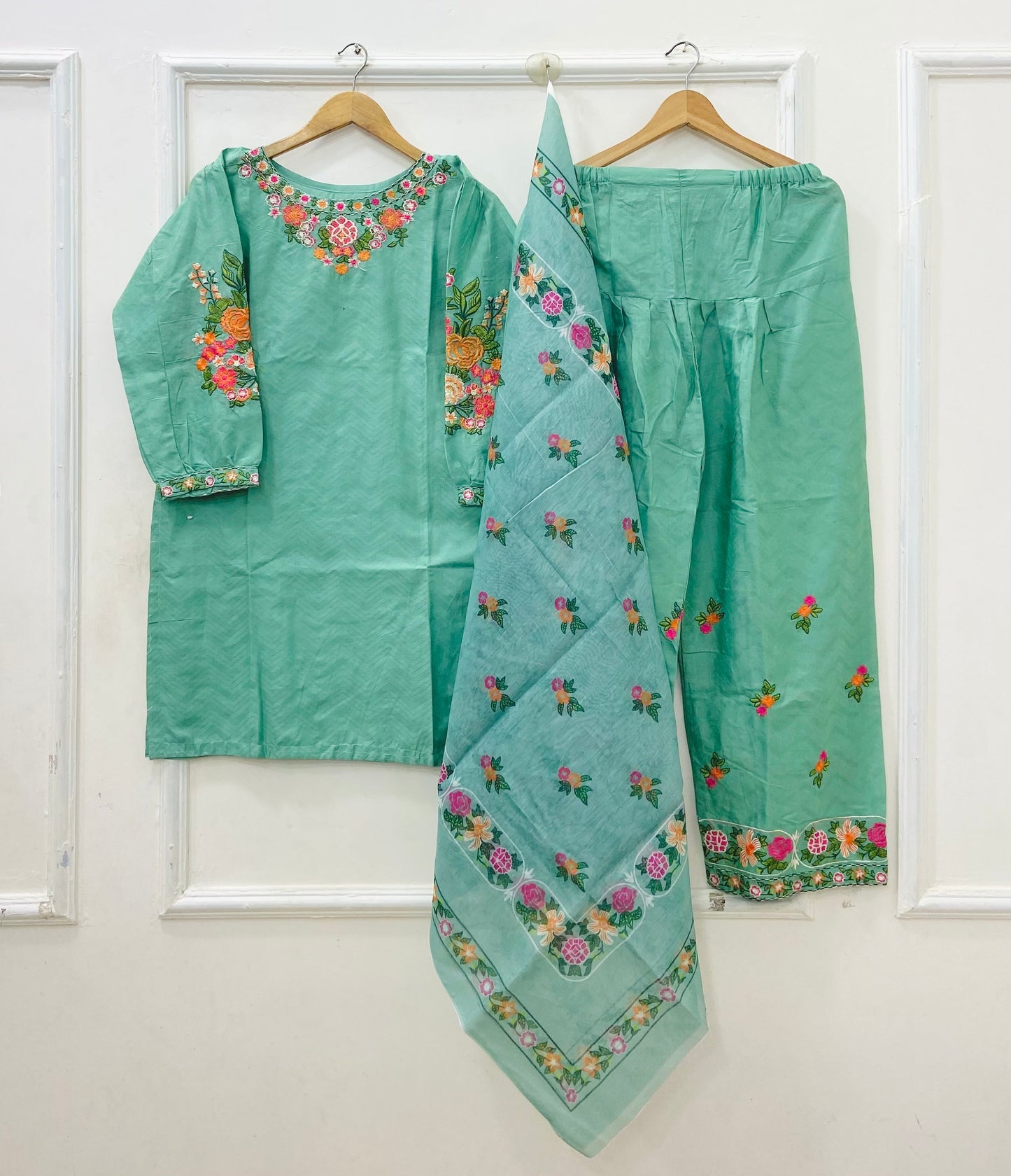 Rangoli | Farshi 3PC D-692