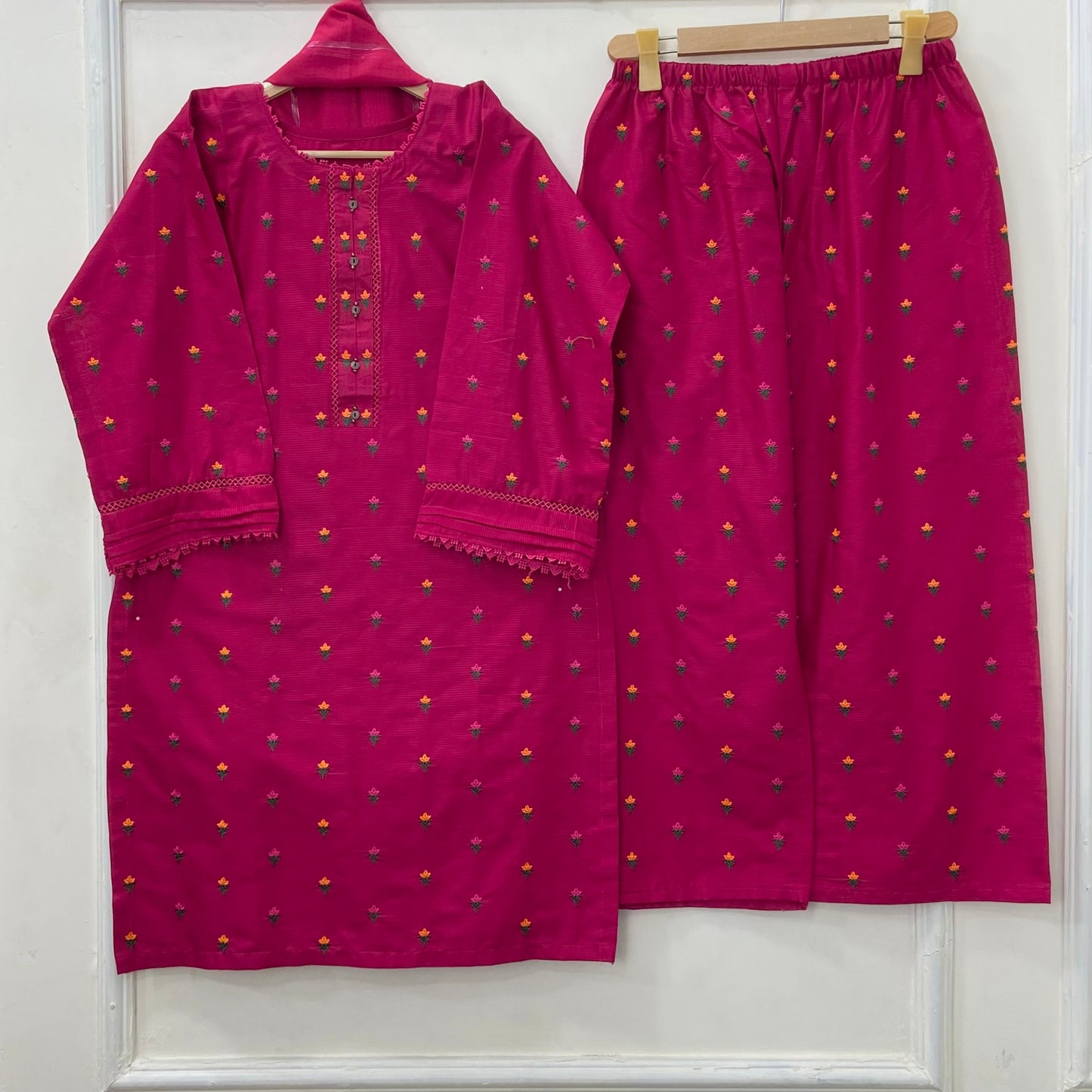 Tulip Embroidered 3PC (Premium Cotton) D-442