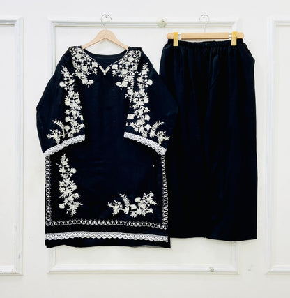 Article no:D-685 | Cotton Lawn Two Piece