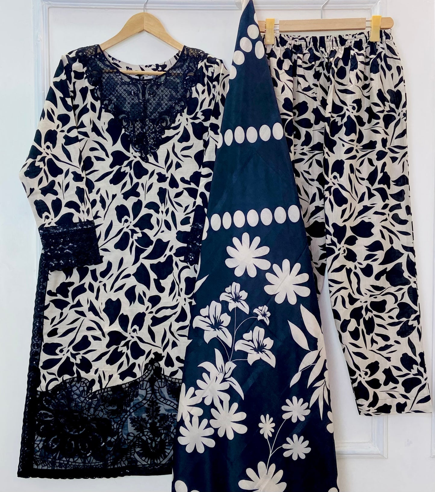 Black Swan Embroidered 3PC (Premium Cotton) D-337