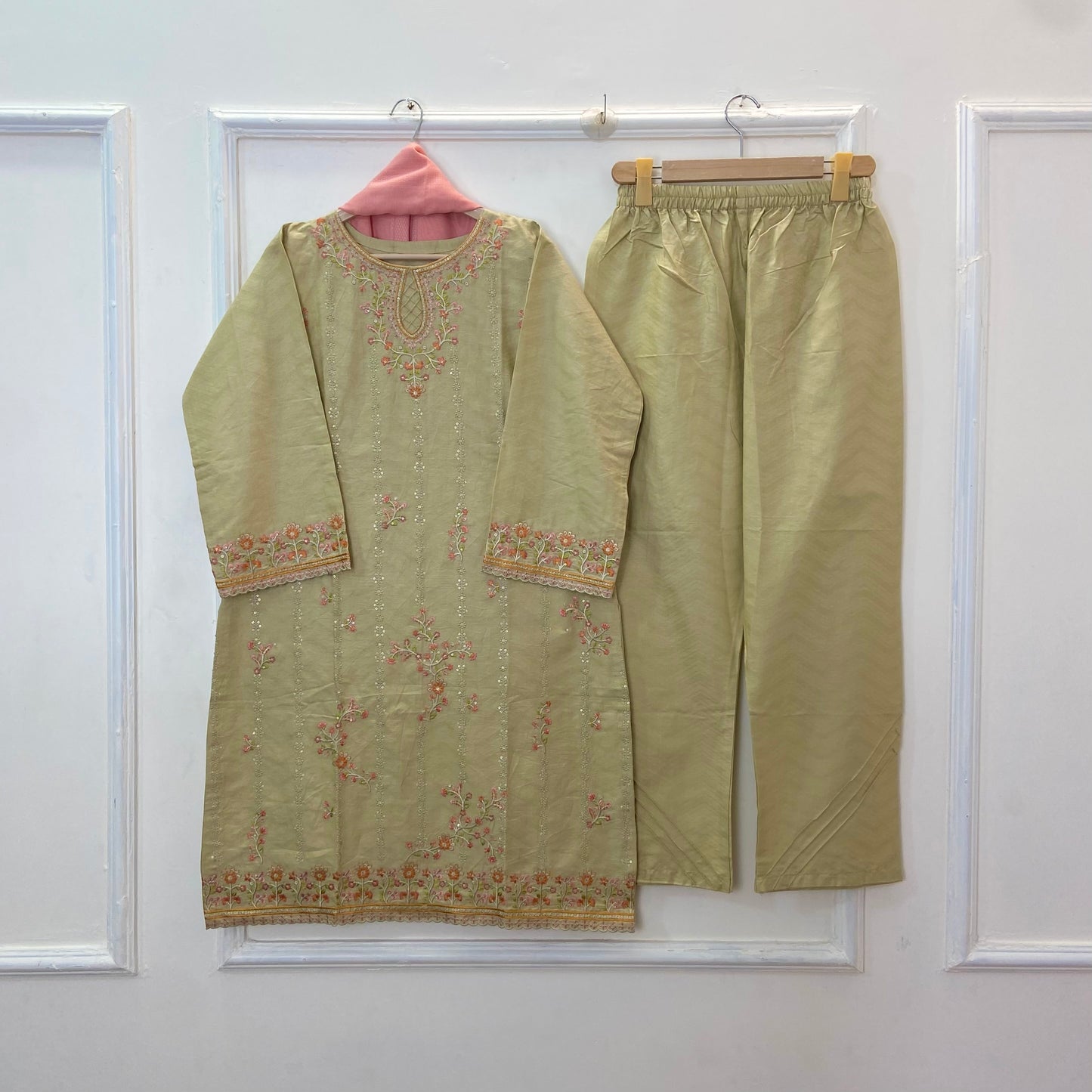 New Winter Edit: 3PC (Doria Cotton) (Hot Seller) D-315