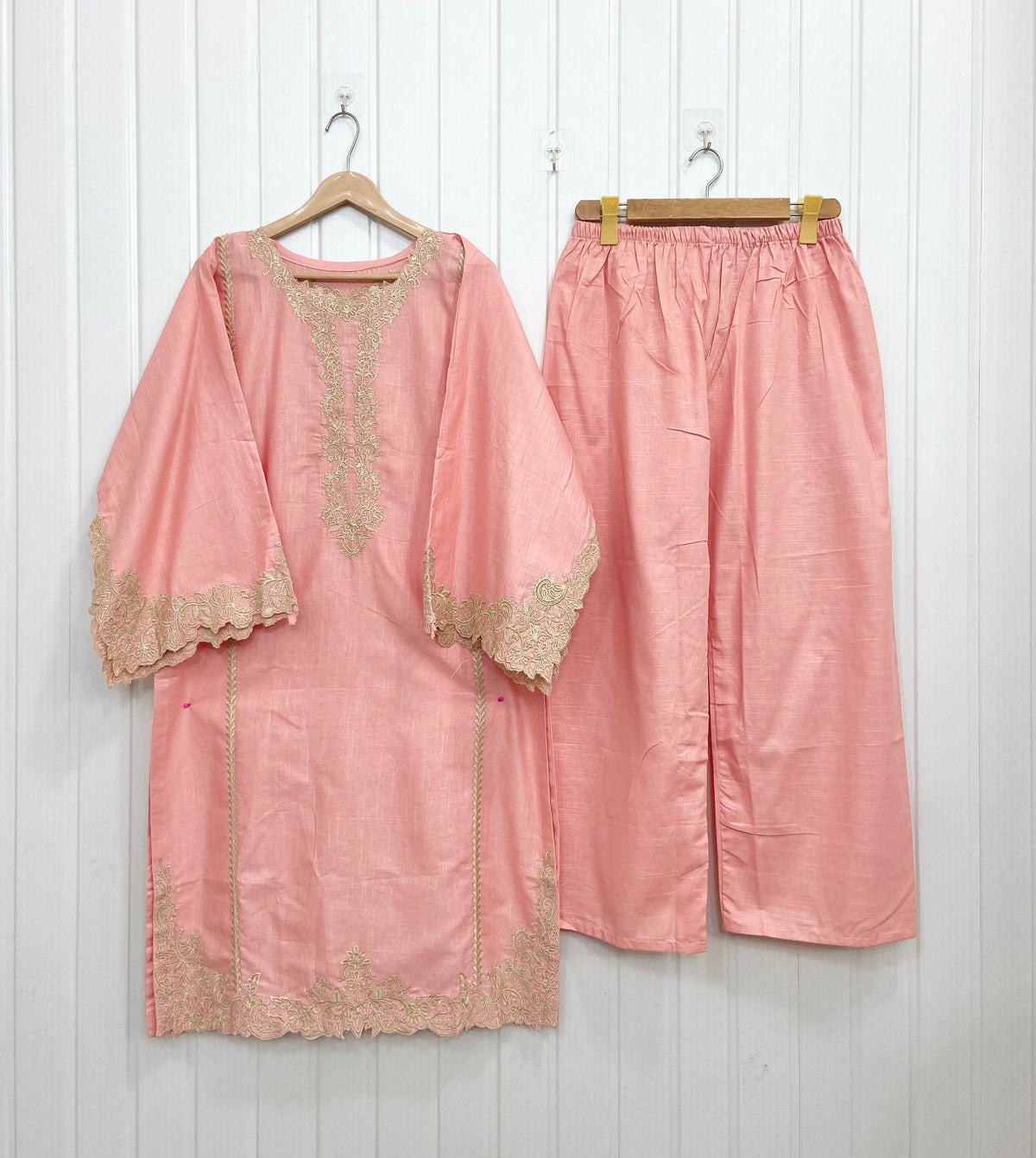 Article No: D-1064 | KHADDAR