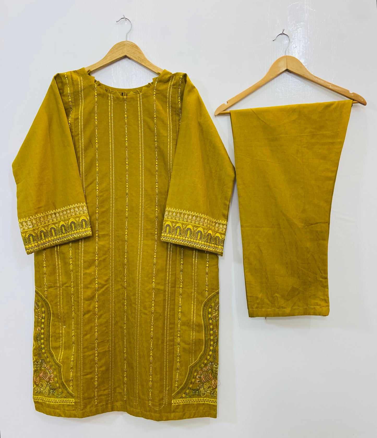 Elegant Embroidered 2PC (Self Cotton) D-94