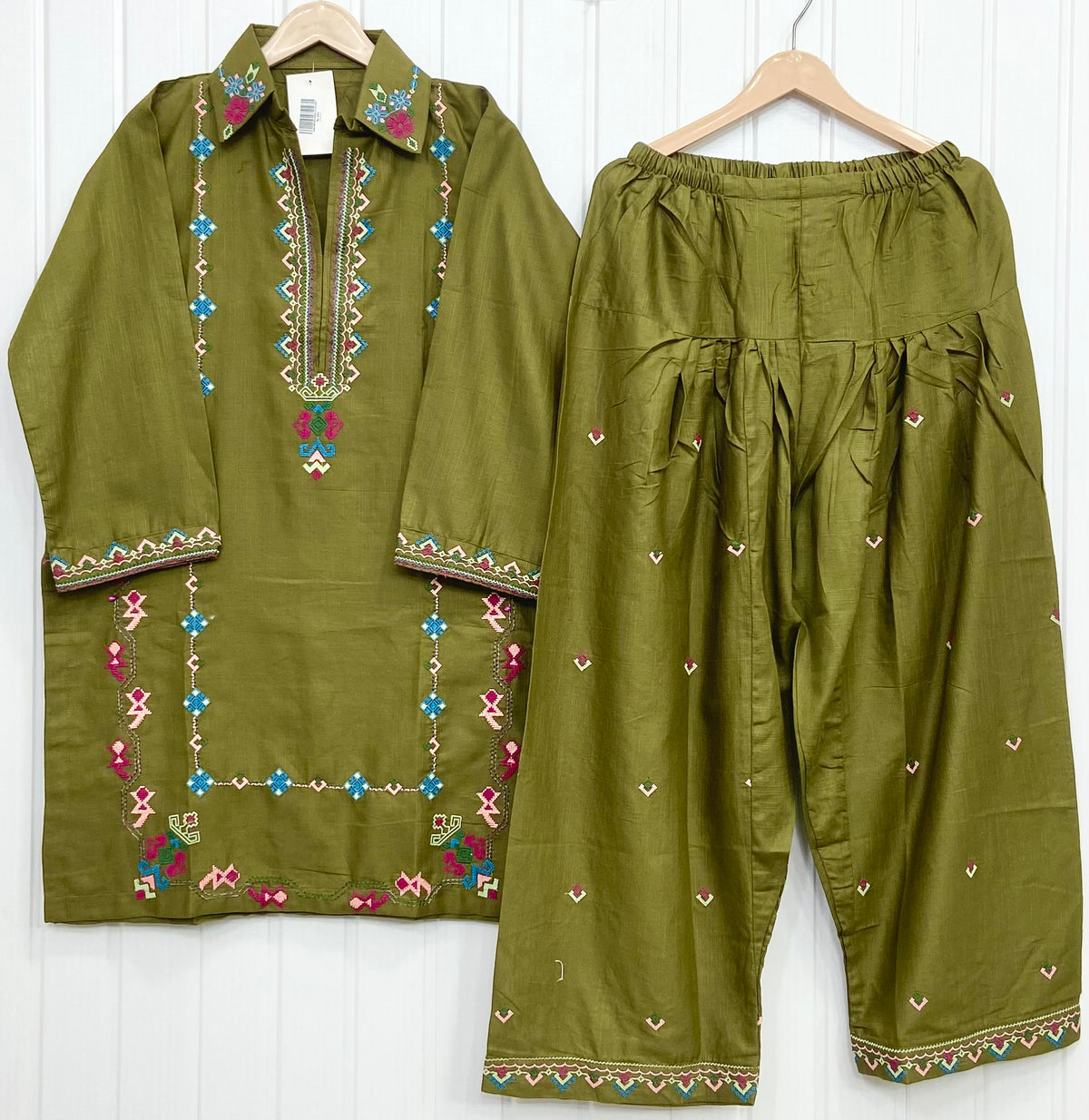 Article No: D-968 KHADDAR