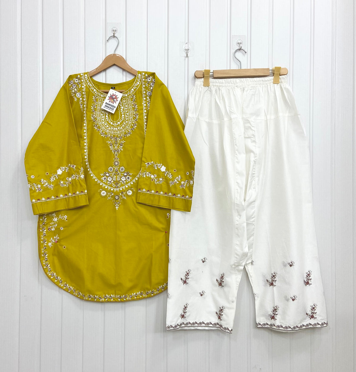 Article: D-1124 Cotton