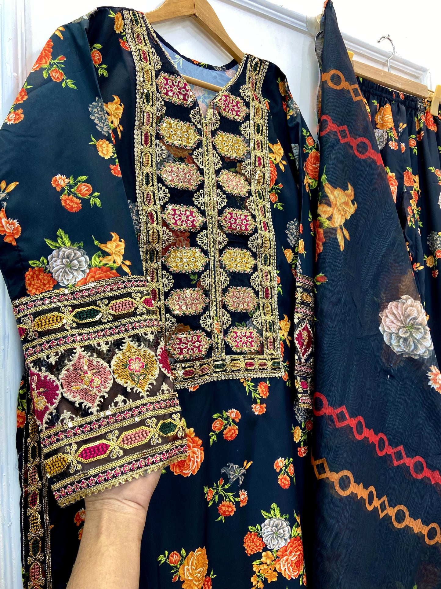 Chandni 3PC (Silk) D-211