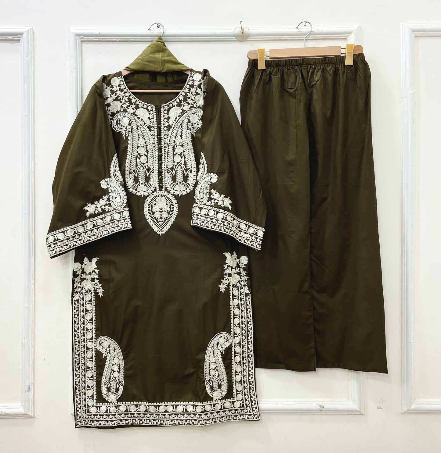 Zarnoor Embroidered | Cotton D-643