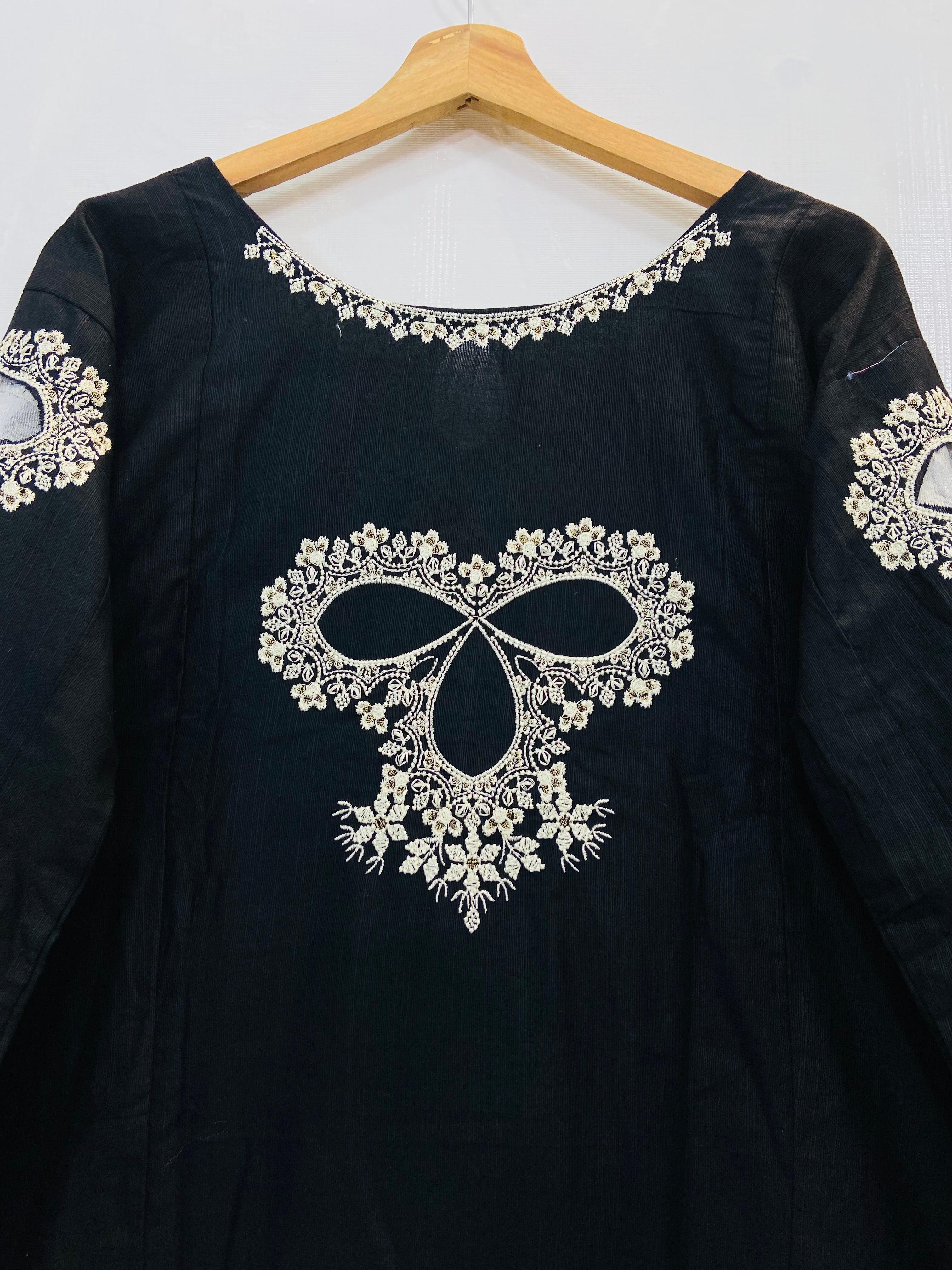 Dreamy Front Back Embroidered 2PC (Best Seller) (Khaddar) D-143