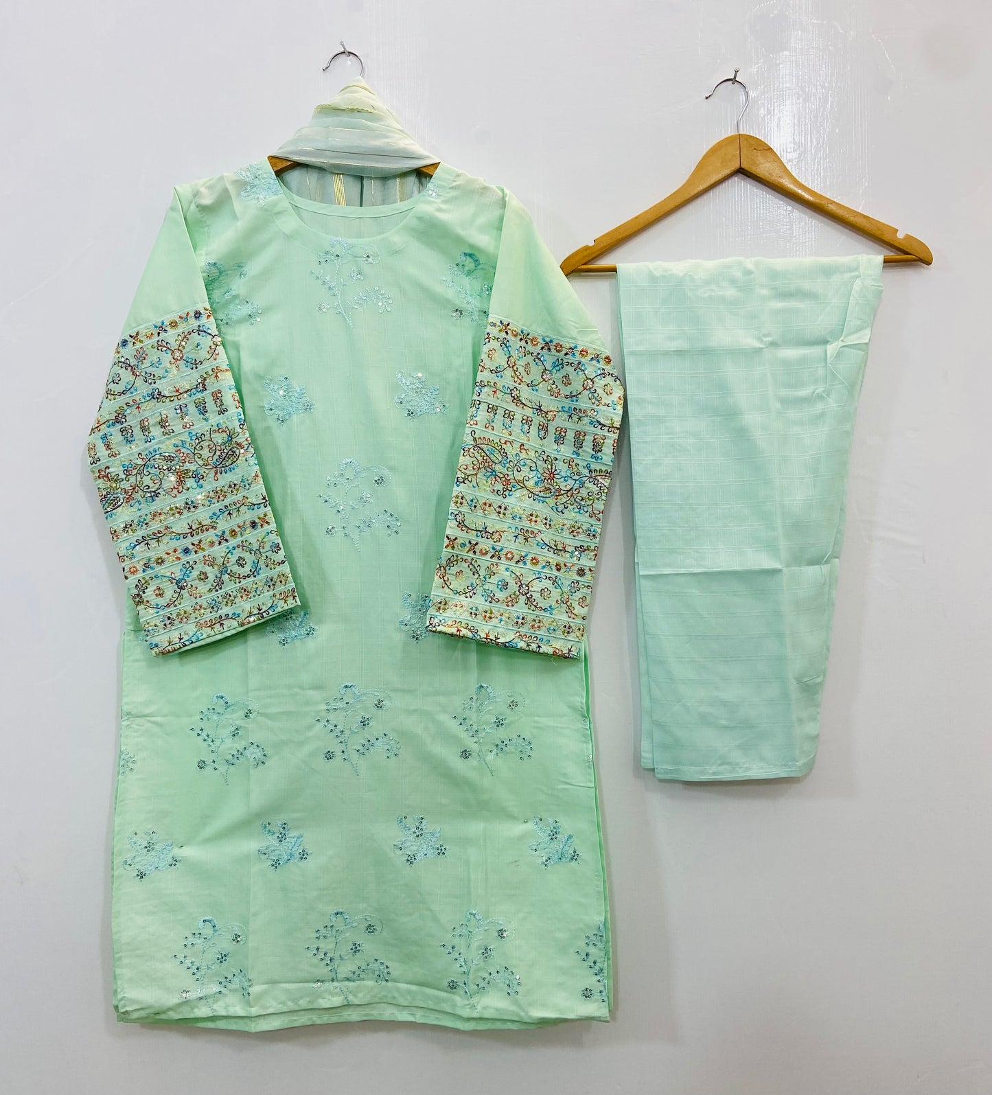 Sequins Embroidered Chic (Khaadi Cotton) D-93