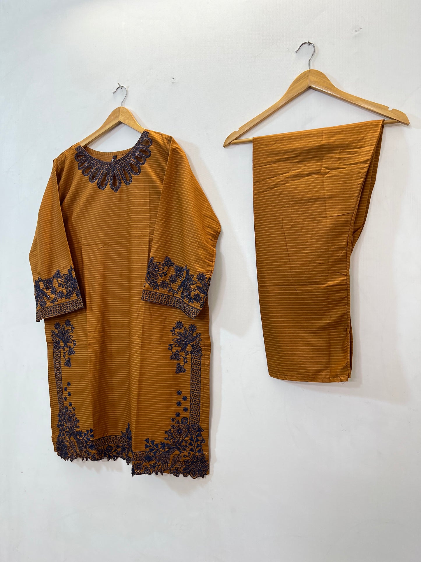 Cotton Cutwork 2PC 09-Rust