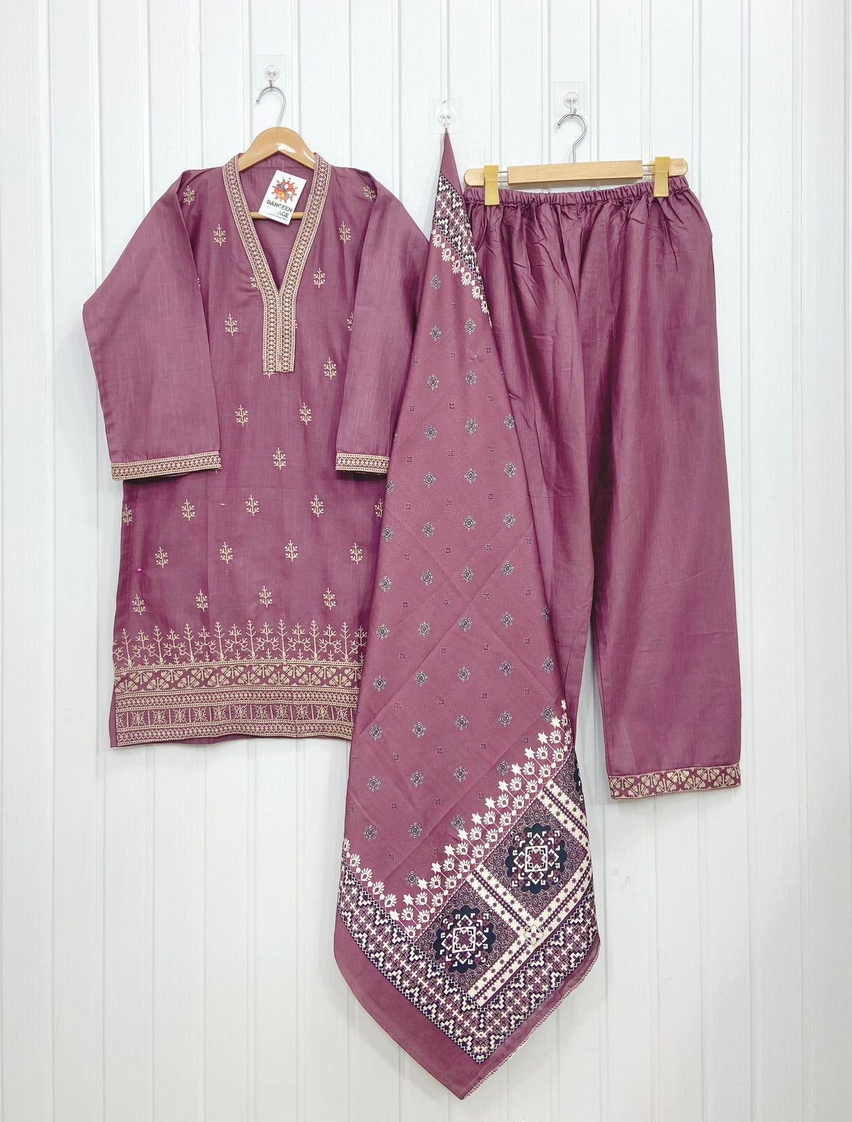 Article: D-1144 Khaddar