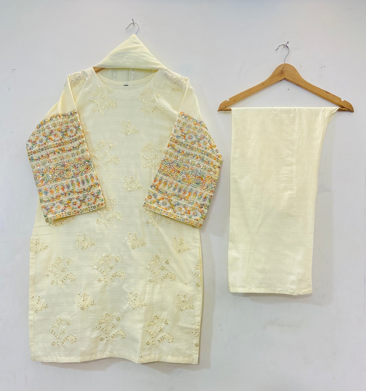 Sequins Embroidered Chic 3PC (Cotton Lawn) D-34