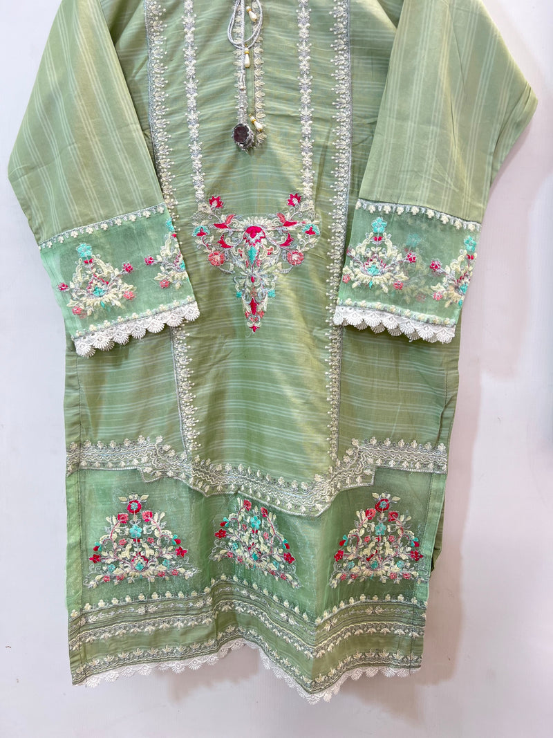 3PC Embroidered Cotton Lawn -11