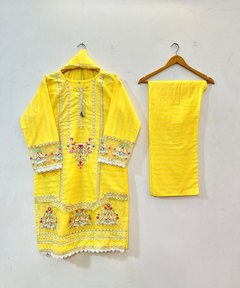 3PC Embroidered Cotton Lawn -11