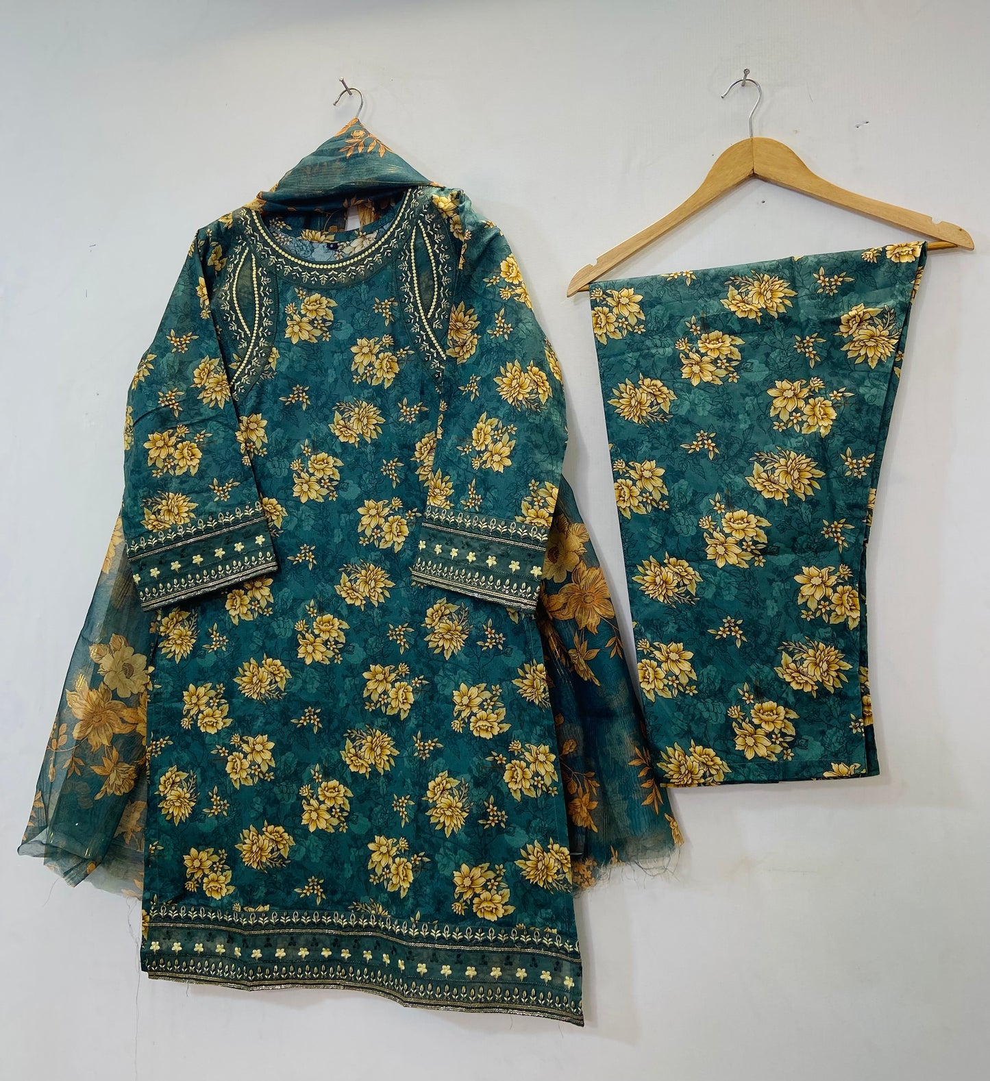 Embroidered Luxury Touch 3PC (Lawn Best Selling)  D-70
