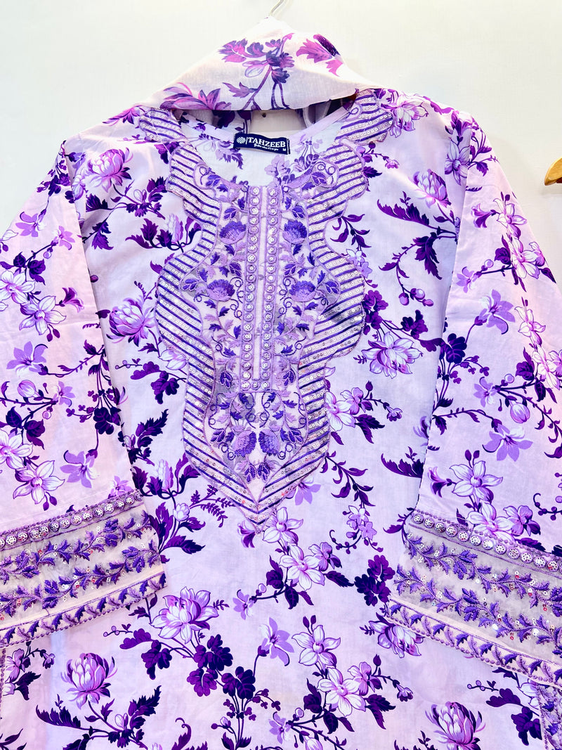 Luxury Embroidered 3PC (Premium Lawn) D-12