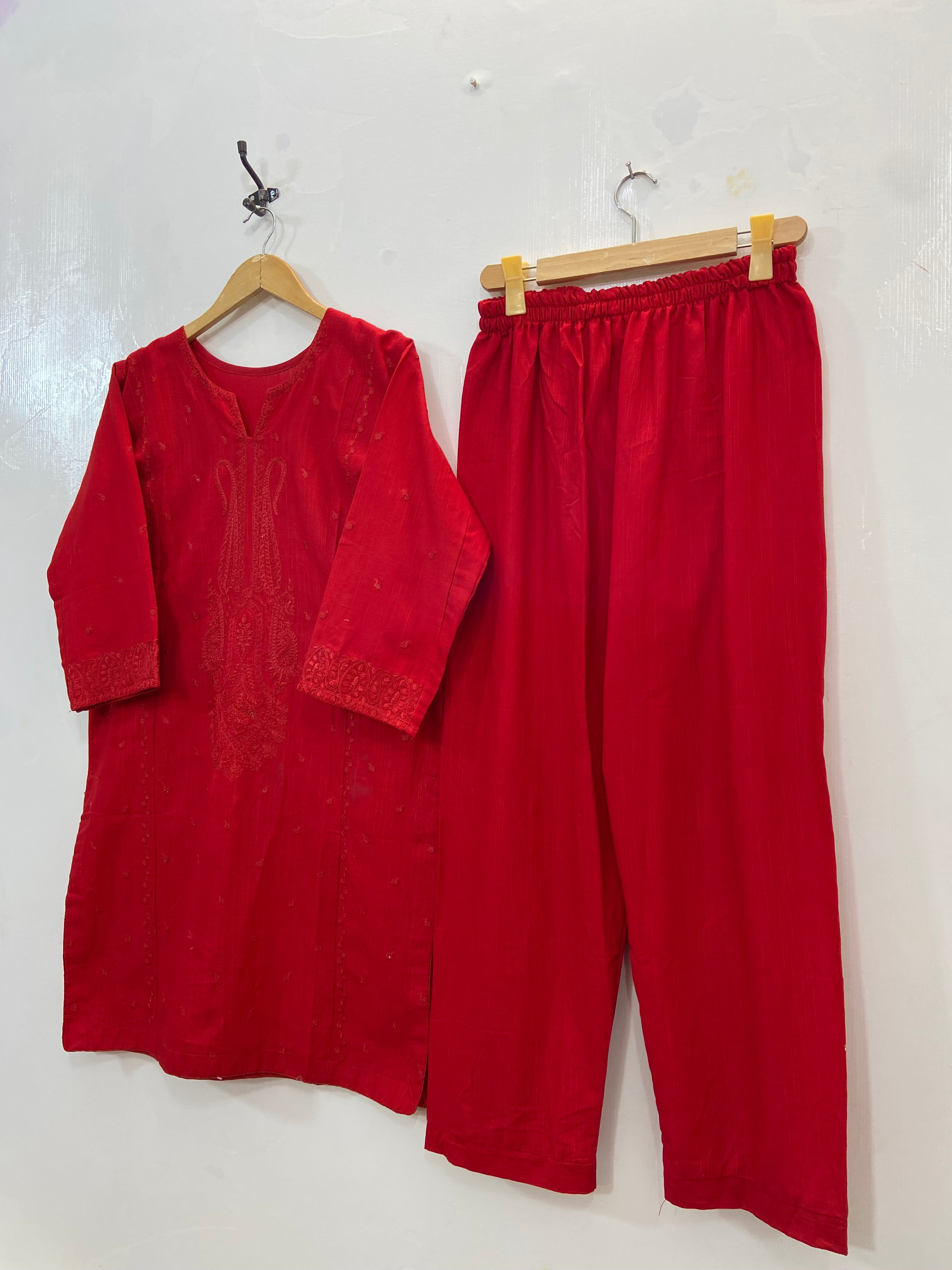Red Rose 2PC (Khaddar) D-145