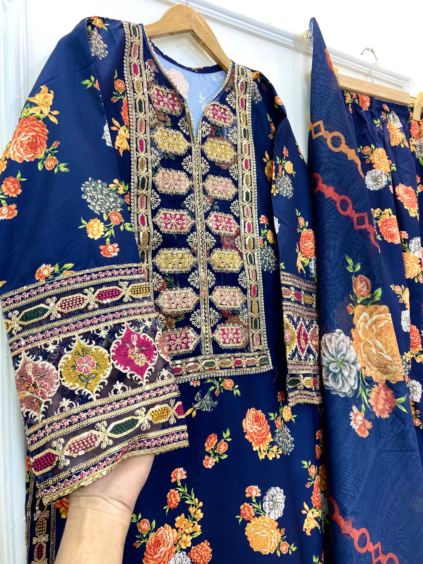 Chandni 3PC (Silk) D-211