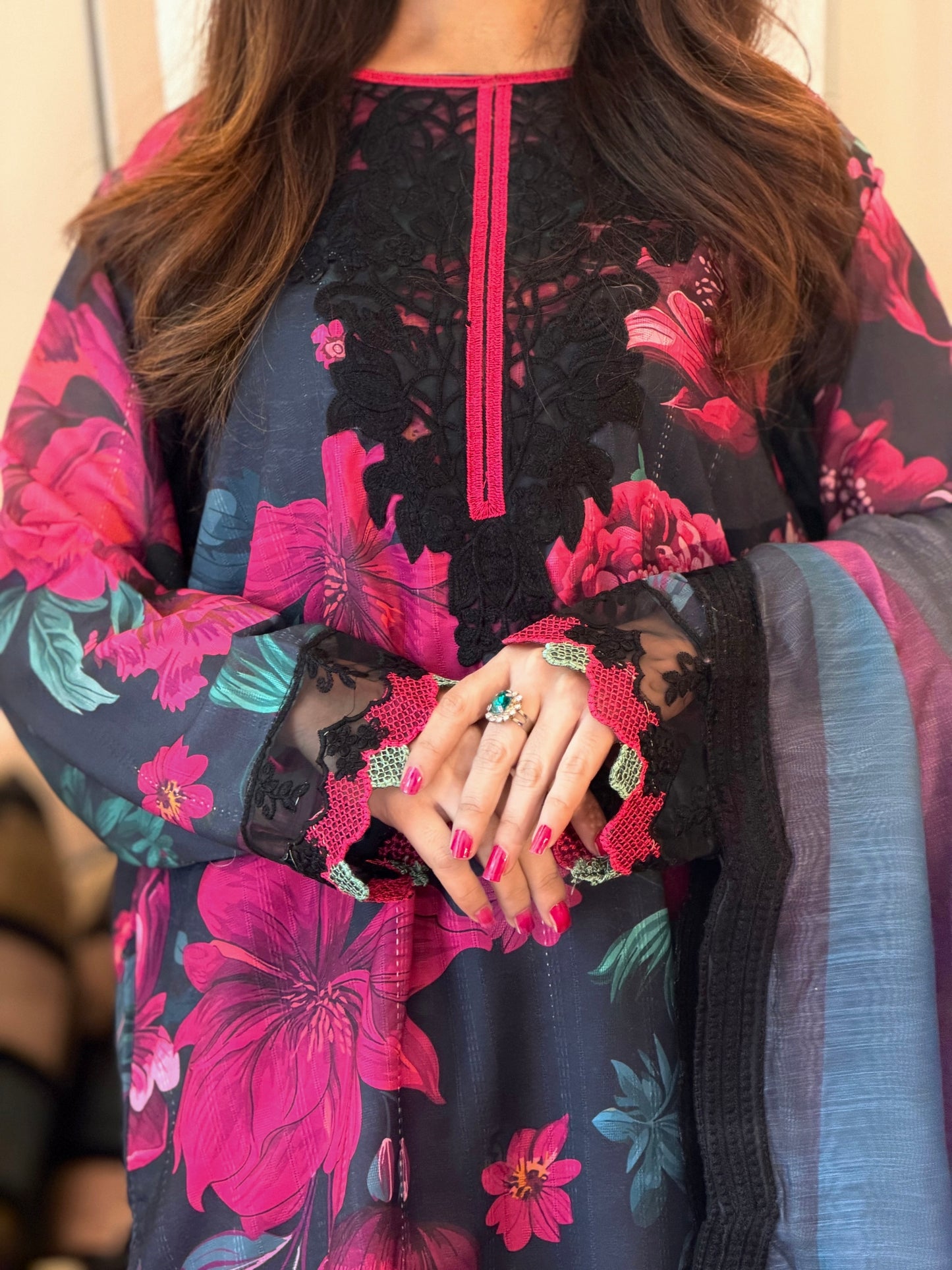 Dreamy Bloom Embroidered 3PC (Bana Dora ) (Hit Code) D-310