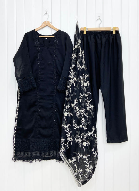 Raani | Festive Wear D-810